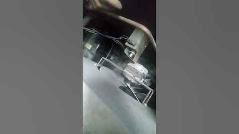 Scotsman ice machine repaired and charging refrigerant(2)