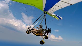 MONOTRIKE black & yellow in flight.