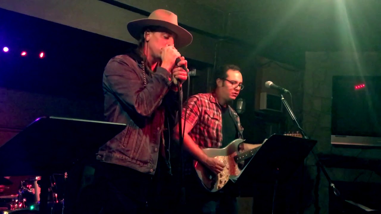 ‘Breakdown’ (Tom Petty) Jake Falana Harper’s Pub, Clementon, NJ YouTube