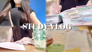 Nursing student/Study at Starbucks/✏