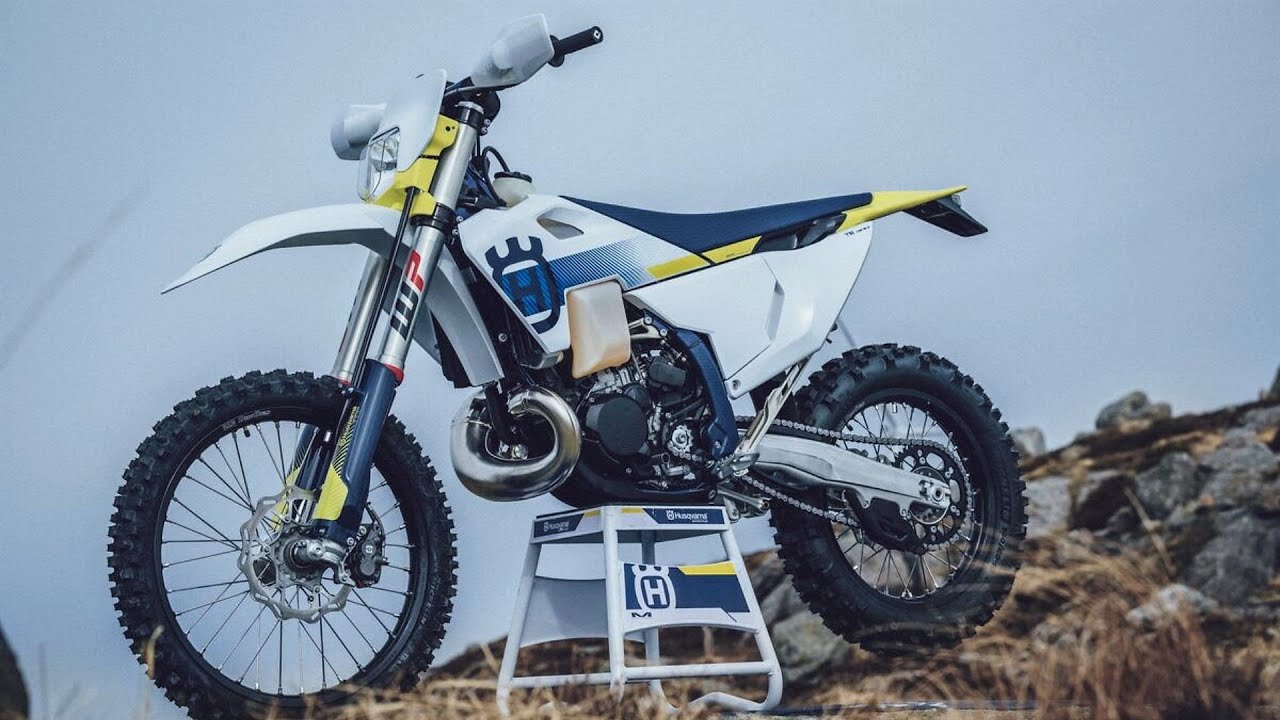 HUSQVARNA ENDURO RANGE 2024 - New TBI System & Closed Cartridge Front