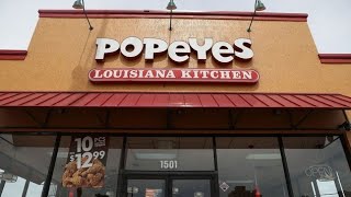 Popeye's#Jambalaya? Review #mashedpotatoes #applepie #biscuit