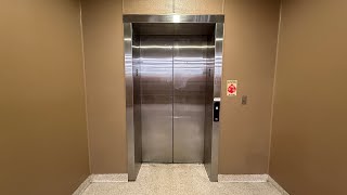 EPIC MOTOR!!! Schindler HT Hydraulic Elevator @ Publix, Vineland Ave. Orlando, FL