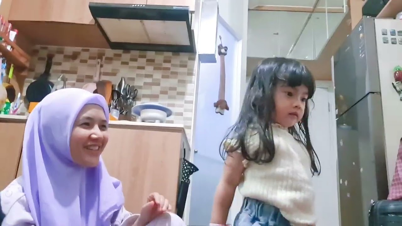 AN4K KECIL IKUT PERAW4T4N