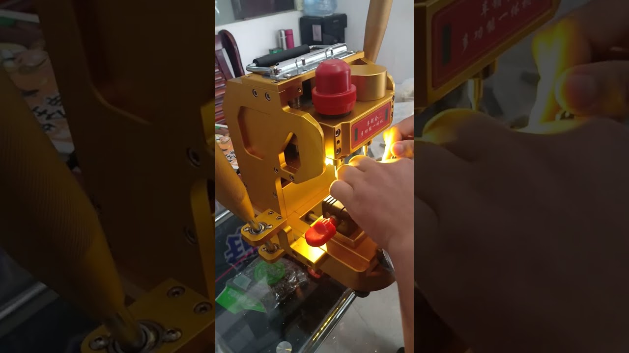 CSH002 cut double row flat side-teeth key