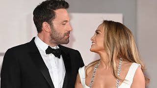 Jennifer Lopez and Ben Affleck - Blissfully in love