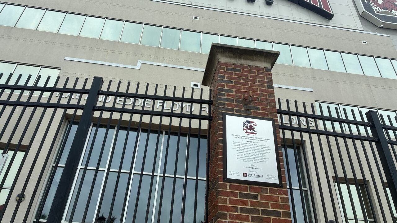 USC honors alumni who died in the line of duty with new plaque at Williams-Brice Stadium