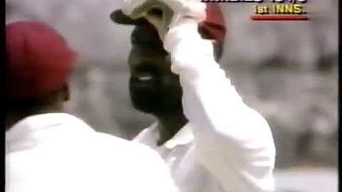 Viv Richards smashes Phillip Defreitas