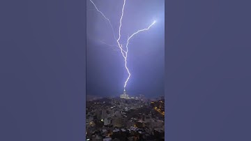 Lightning Strikes Clock Tower In Makkah 🥹| Storm In Makkah 🌩️ #shorts #ytshorts #youtubeshorts