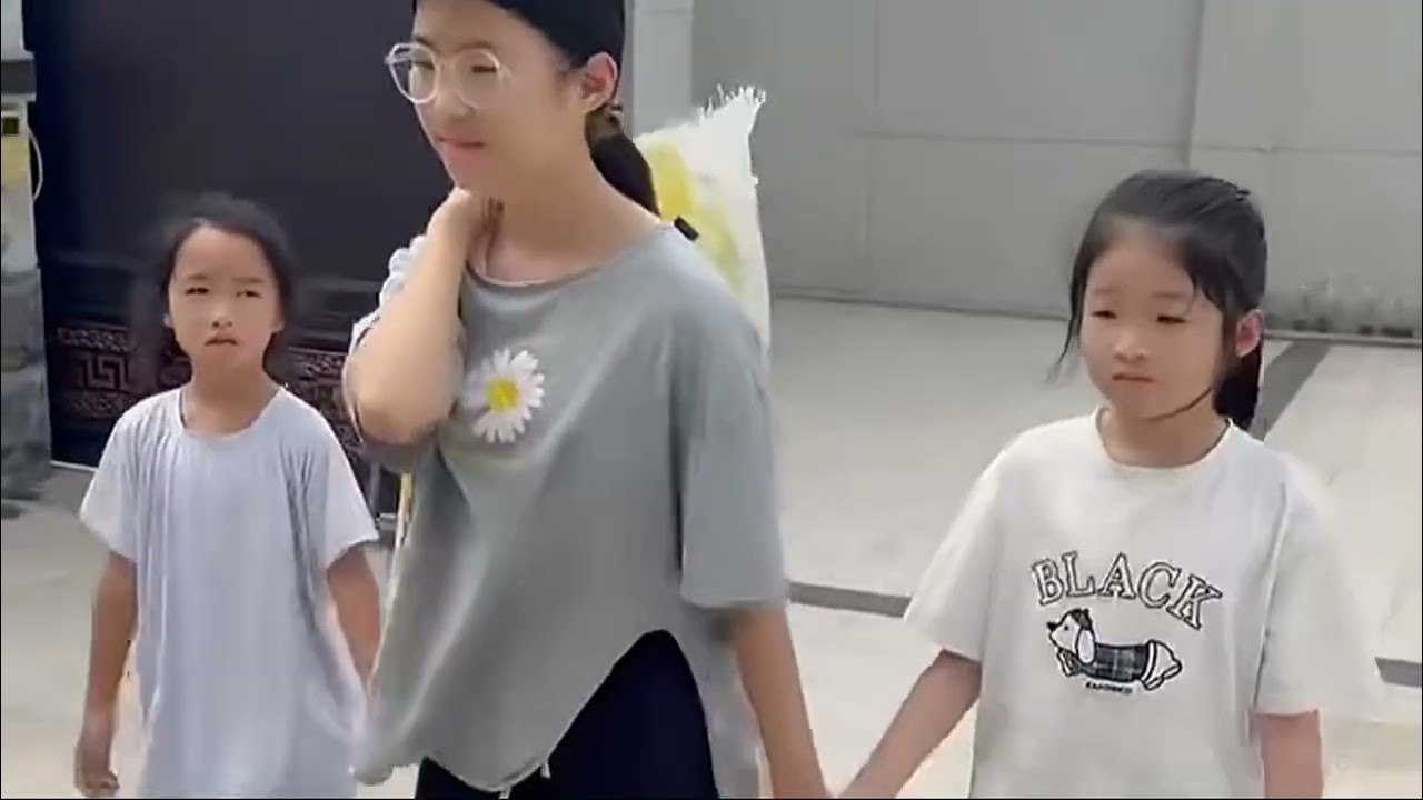 三个小女孩跨越 1000多公里 找上门 来找我 被保姆 刁难 竟和失散三十年多的姐姐有关 得知真相惹人泪目.... #寻亲 #记录生活 #家庭 #感恩