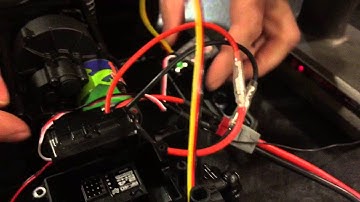 Hitec HS-5646WP servo malfunction on Axial SCX10 build