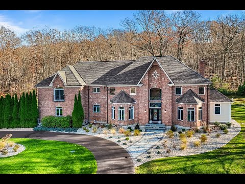 548 Thompson St, Glastonbury, CT home video tour
