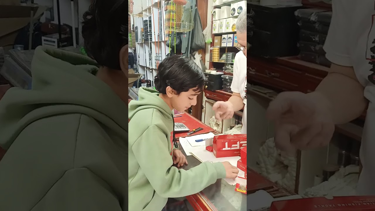 أصغر صياد عاشق للسنار نمبروان EFT