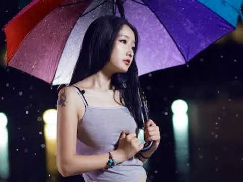 Watch 【黄思婷~醇經典】 小雨 on YouTube