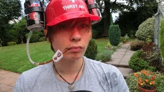 同時に２本飲みものが飲める帽子！　HANDS FREE DRINKS HAT PDS