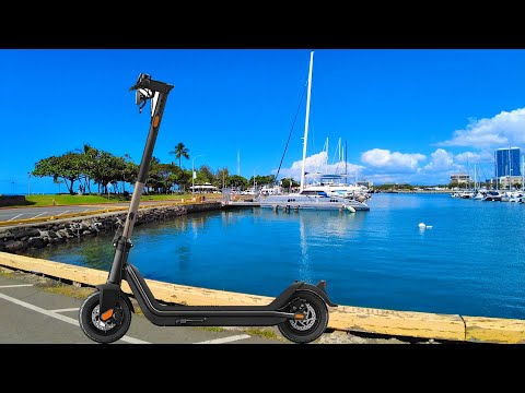 Electric Scooter Ride Hawaii (Kewalo Basin Boat Harbor) Niu KQi3 Pro @narox