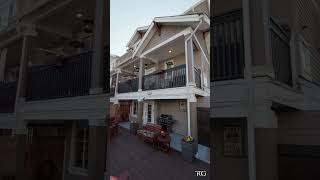 BEAUTIFUL WALNUT GROVE 3 LEVEL CORNER TOWNHOUSE!