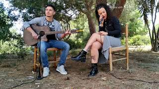 Back to black - Amy Winehouse acoustic cover (Alberto & India)