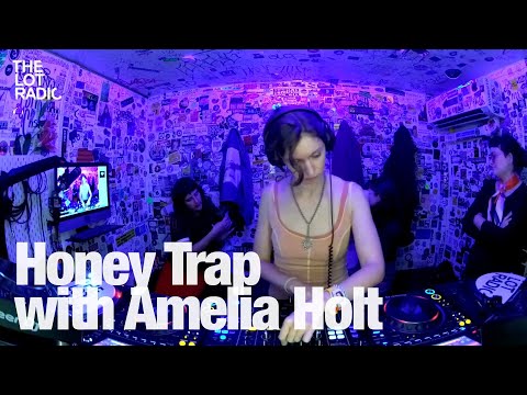 Honey Trap With Amelia Holt TheLotRadio 10 03 2024