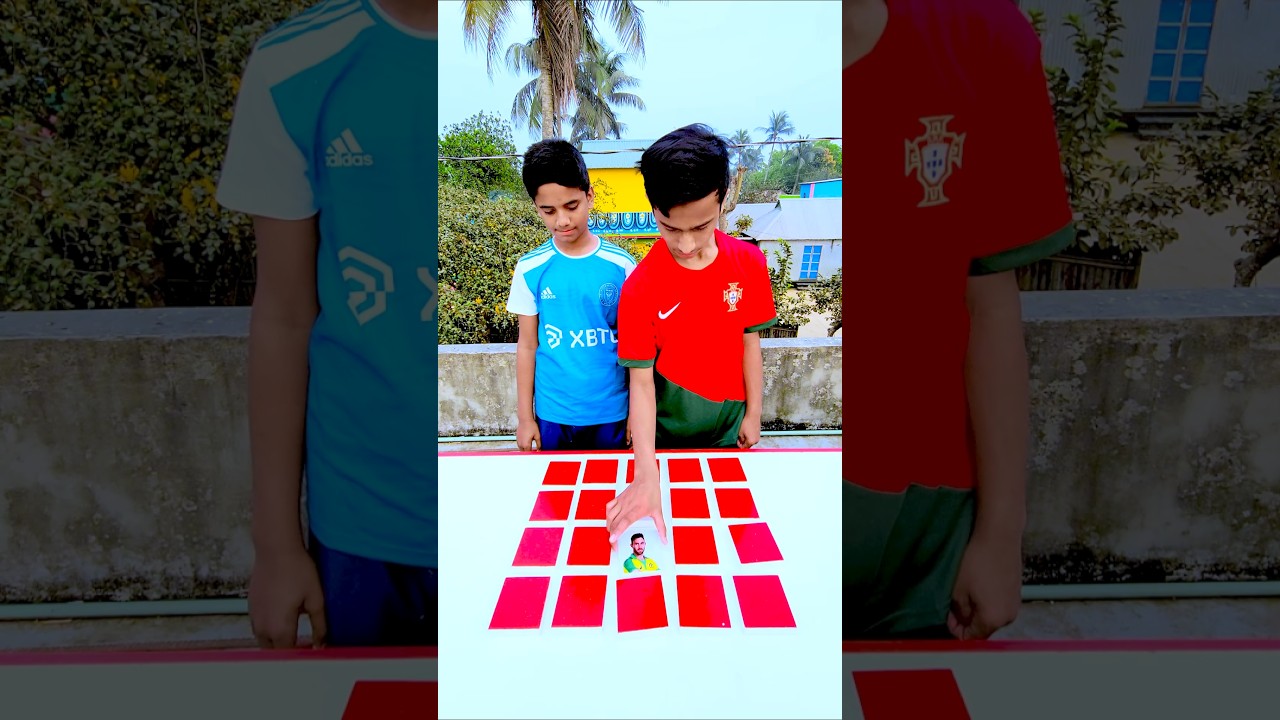 Excellent memory game of matching two cards from world class cricket players 😍💚