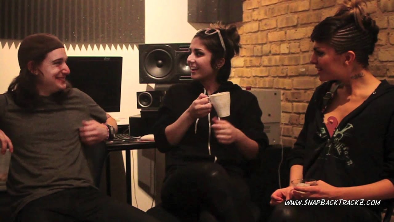 Krewella Live + Interview in Chicago (9/18/2011) | #MADFILMS