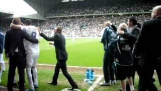 The final minutes before Leeds are promoted 8 May 2010!