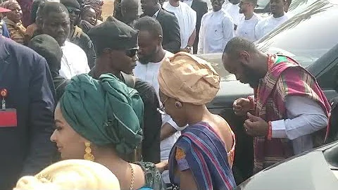 OKANLOMO YORUBALAND SEYI TINUBU DANCE TO DRUMMER AT ENTRANCE OF CHIEFTANCY RECEPTION 