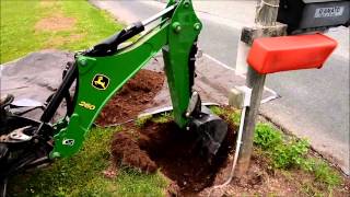 John Deere 1 Series Backhoe