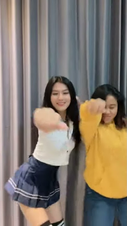 Goyang nya tante asik banget
