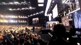 65th Creative Arts Emmys: Standing Ovation for Bob Newhart