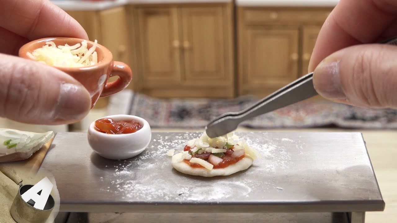 ⁣MiniFood 食べれるミニチュア ピザ miniature pizza