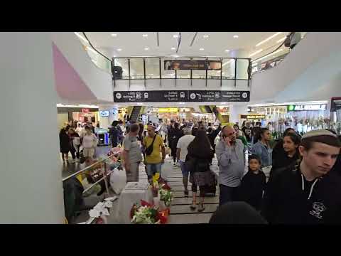 התחנה המרכזית בירושלים בעת האזעקות של המתקפה האיראנית 