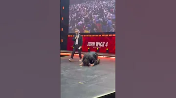 شكر الممثل كيانو ريفز معجبيه القادمين لفيلم جون ويك الجزء الرابع بهذه الطريقة 