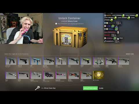 xQc Is Addicted to Unboxing CS:GO Cases