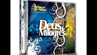 Video thumbnail of "Toque no altar - deus de milagre"