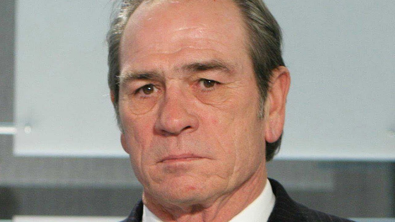 The Shocking True Story of Tommy Lee Jones - YouTube