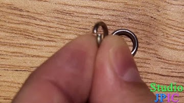 Opening and closing Chain Maille jump rings