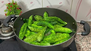 करेला कड़वा नही लगेगा अगर बनाएंगे इस ट्रेडिशनल तरीक़े से / Stuffed Krela Recipe || Bharwa karela