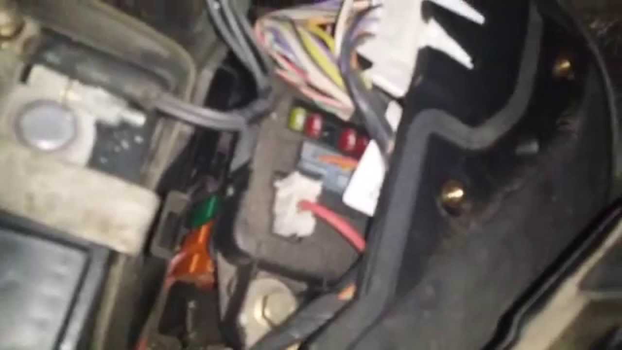 Fusibles moteur Scenic 2 - YouTube renault clio fuse box 2006 