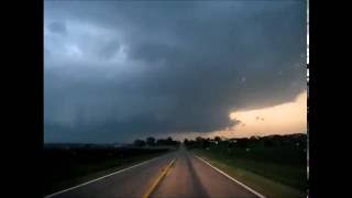 LaSalle, IL mesocyclone, lightning barrage, and tornado sirens (6/22/16)