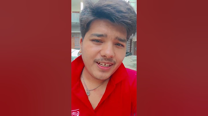 Aise Kon utarta hai Scooty se, koi bhi dar jayega#subscribe #funny #funnyvideos #trending #comedy