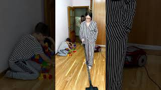 Thumbnail for Gutted the pillow and showed to the children by Tsuriki Show