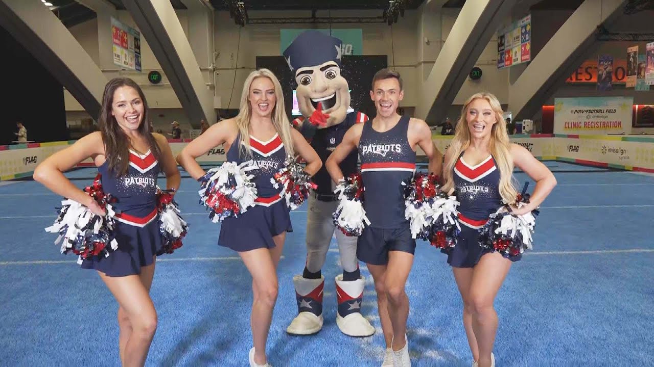 NFL Cheerleaders Gear Up For Sunday's Super Bowl