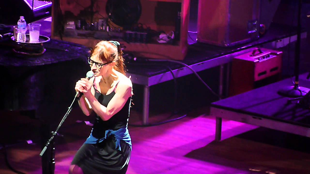 Fiona Apple - Paper Bag Live at Orpheum Theatre in Minneapolis 2012.07. ...