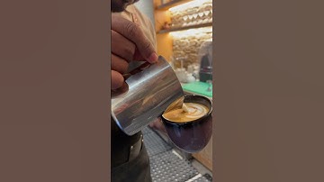 CLASSIC LATTE ART SKILLS #coffeeart #barista #latteart #nespressovertuo #cappuccinoart