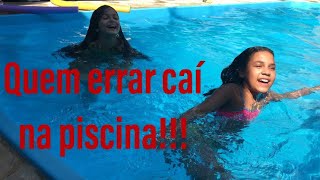 Desafio Na Piscina Quem Errar Caí Na Piscina