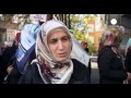 Istanbul: hundreds protest police raid on opposition media