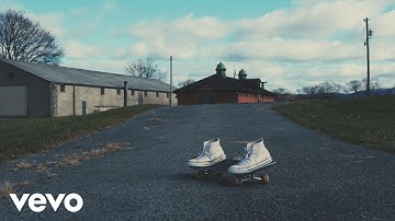 Yonder Mountain String Band - "Suburban Girl" [Official Music Video]