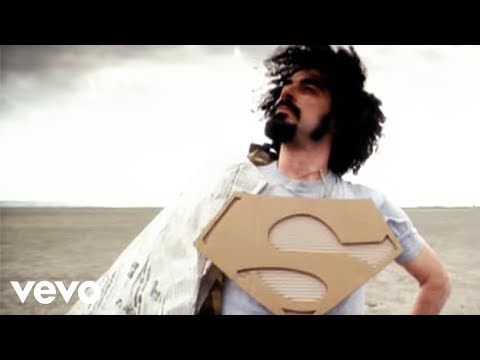 Caparezza - Eroe (Storia Di Luigi Delle Bicocche)