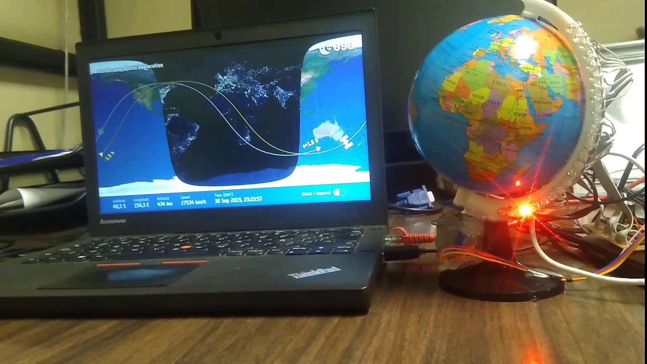 ISS Globe Tracker